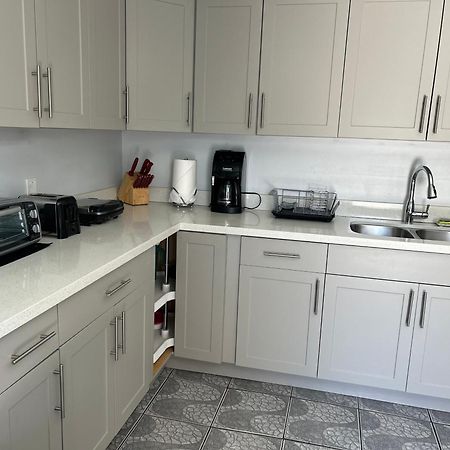 Main House 3 Bed 2 Bath & Guest House 1 Bed 1 Bath Μαϊάμι Εξωτερικό φωτογραφία