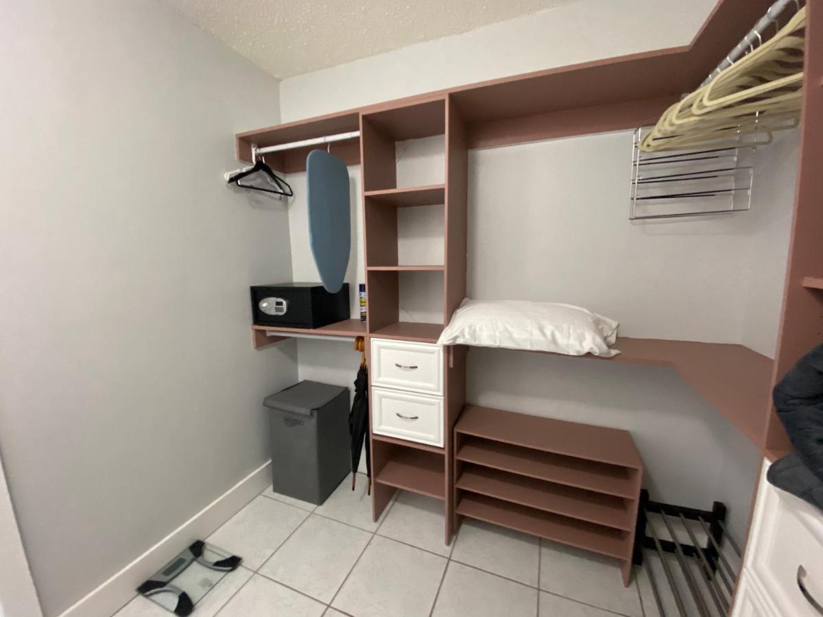 Main House 3 Bed 2 Bath & Guest House 1 Bed 1 Bath Μαϊάμι Εξωτερικό φωτογραφία