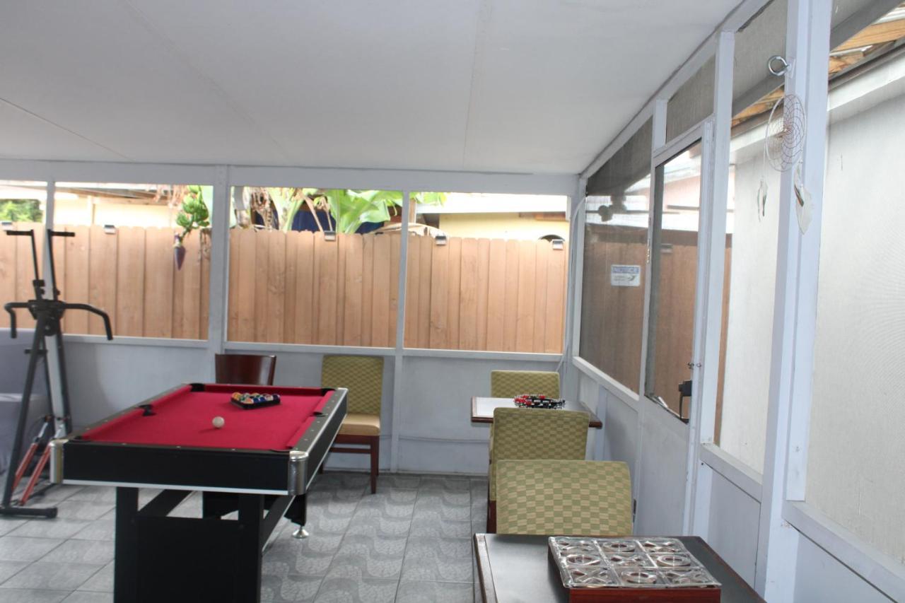 Main House 3 Bed 2 Bath & Guest House 1 Bed 1 Bath Μαϊάμι Εξωτερικό φωτογραφία