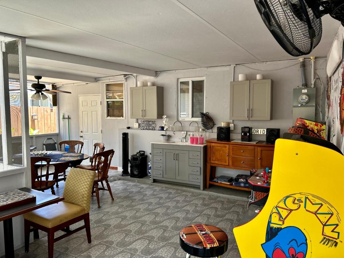 Main House 3 Bed 2 Bath & Guest House 1 Bed 1 Bath Μαϊάμι Εξωτερικό φωτογραφία